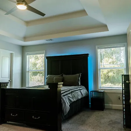 Enjoy This Mini-Mansion Near Downtown And The Airport! Atlanta Extérieur photo